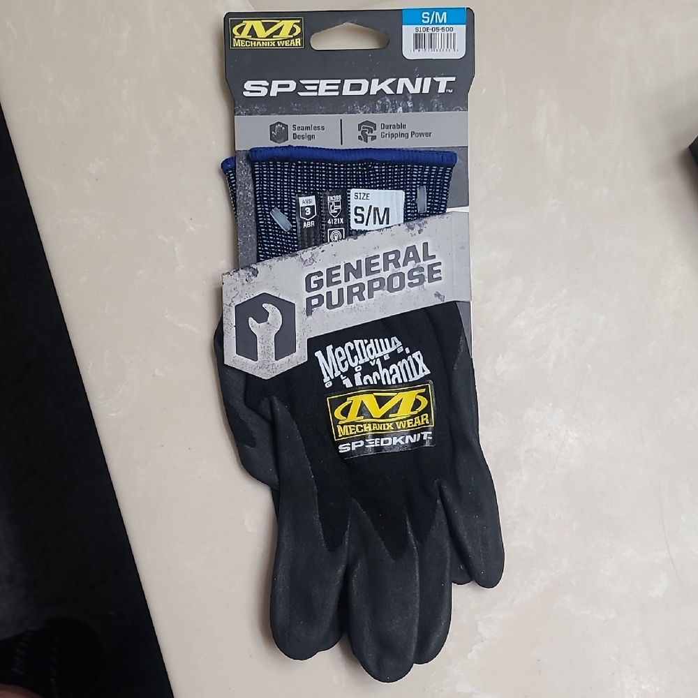 SpeedKnit Black and Blue Gloves S/M